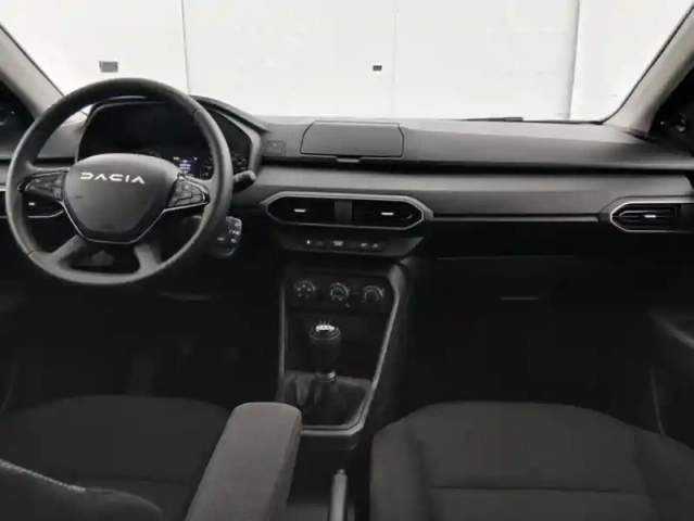 Dacia Sandero eco-g 100 essential — photo 6