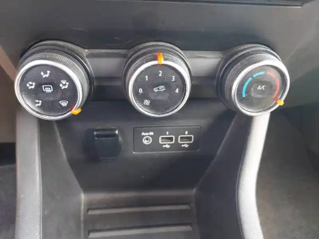 Renault Clio tce 100 — photo 20