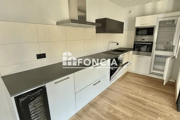 Appartement 3 pièces 76 m²