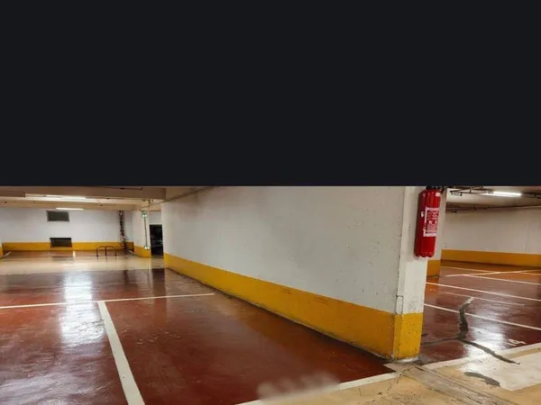 Parking 12 m²