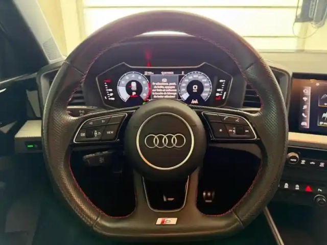 Audi A1 sportback 40 tfsi 207ch s line s tronic 7 — photo 13