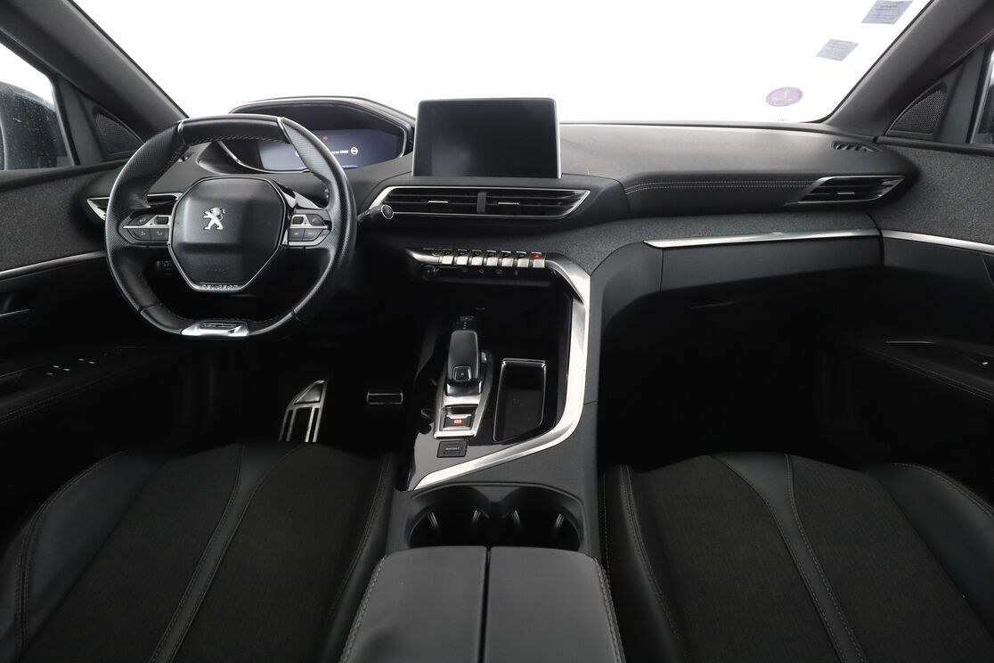 Peugeot 3008 1.2 PureTech GT Line EAT6 — photo 11