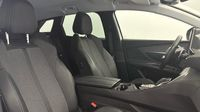 Peugeot 3008 HYBRID 225ch Allure Pack e-EAT8 — photo 15