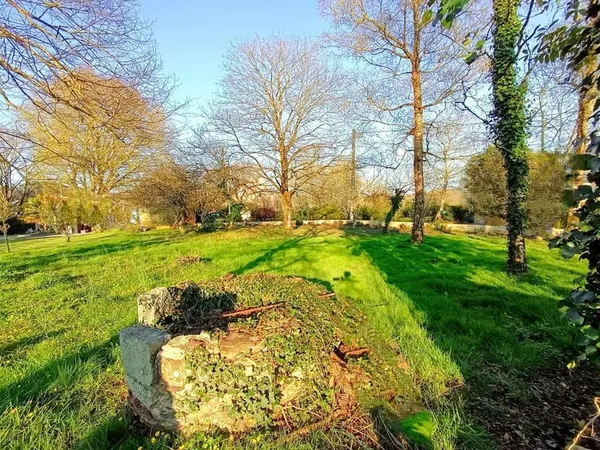 Terrain à bâtir Vente Thorigné-Fouillard  918m² 296400€
