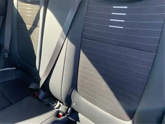 Kia Stonic 1.0 t-gdi 120 ch isg bvm6 — photo 8