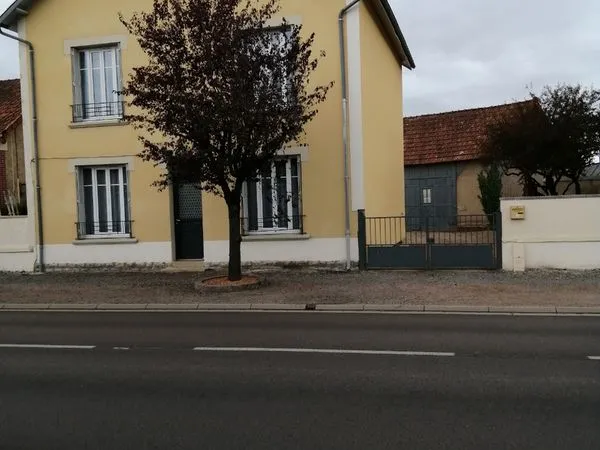 Maison style 1930 à vendre