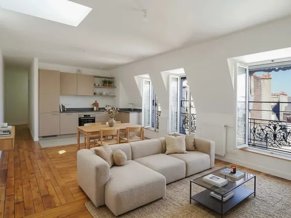 Lisière Paris 7e/15e - SUFFREN / BRETEUIL - Appartement à vendre - 2 pièces - 50,90 m² loi Carrez - 