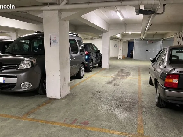 Place parking en sous-sol accès sécurisé, proche mairie Montrouge