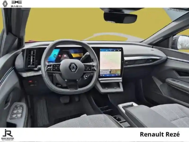 Renault Megane e-tech electric 220ch techno autonomie confort -25 — photo 5