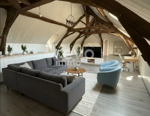 Maison 7 pièces 270 m²