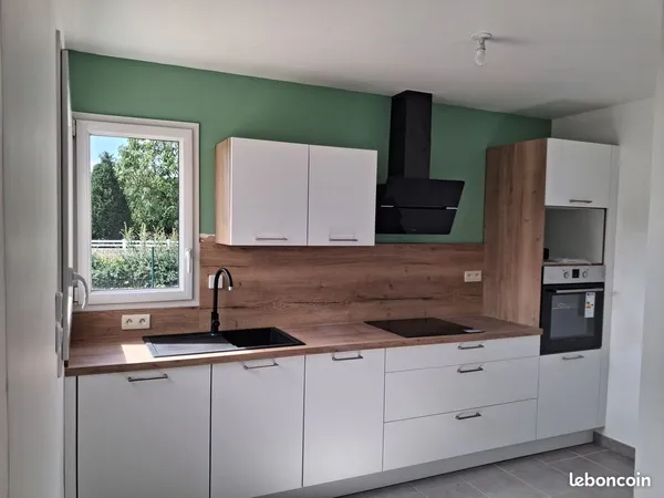 Maison T4 - Val D'Ize - dans le bourg, proche des écoles et commerces