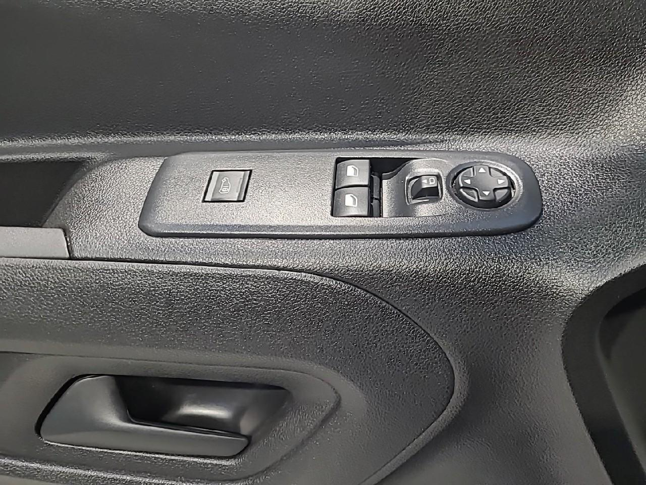 Peugeot Partner fourgon m 950 kg bluehdi 100 s&s bvm6 — photo 24