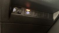 Peugeot 2008 1.2 PureTech 130ch S&S Allure — photo 32