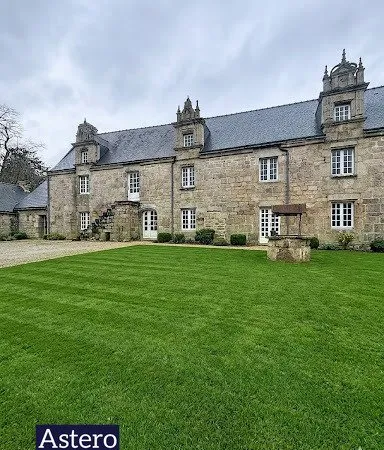 MANOIR DU XVIéme-20 MINUTES DE PONTIVY-2 HECTARES
