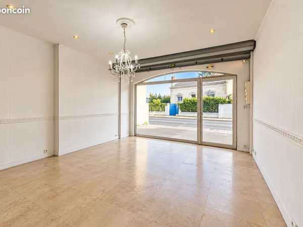 LOCAL COMMERCIAL - Bordeaux Cauderan