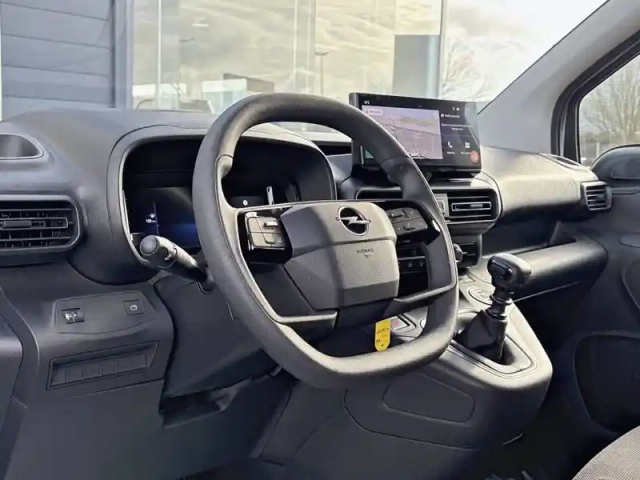 Opel Combo cargo m 650 kg bluehdi 100 s&amp;s bvm6 — photo 9