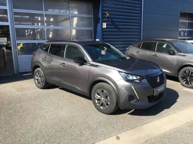 Peugeot 2008 puretech 130 s&amp;s eat8 — photo 3