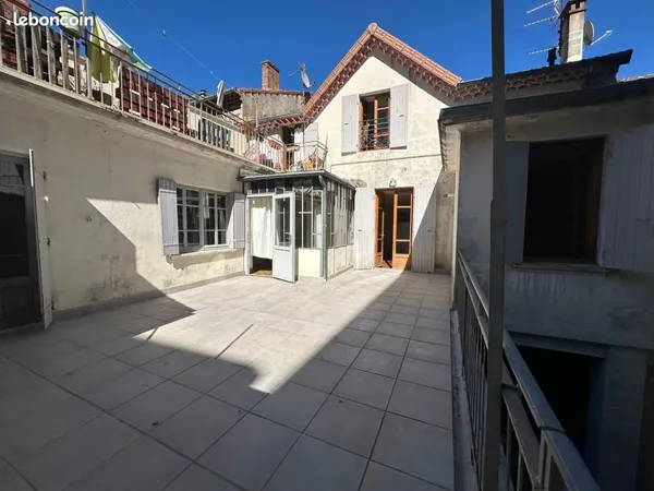 Immeuble de rapport 165 m²