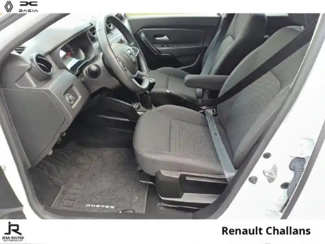 Dacia Duster 1.5 blue dci 115ch confort 4x2 — photo 3