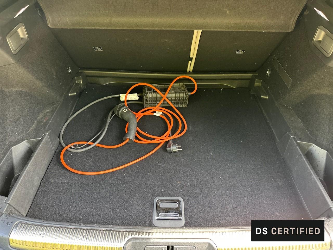 Ds Ds 7 crossback hybride rechargeable e-tense 300 eat8 4x4 opera — photo 10