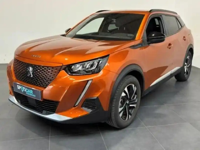 Peugeot 2008 e- 136ch allure camera carplay — photo 1