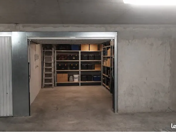 Garage fermé proche centre ville