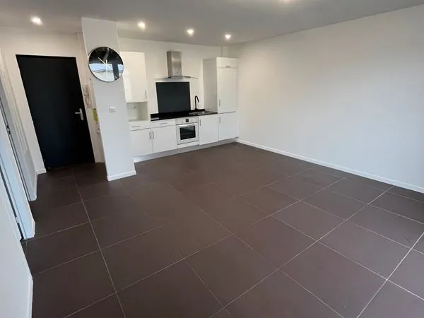 T2 rénové avec balcon - 42 m² - Jarville-la-Malgrange