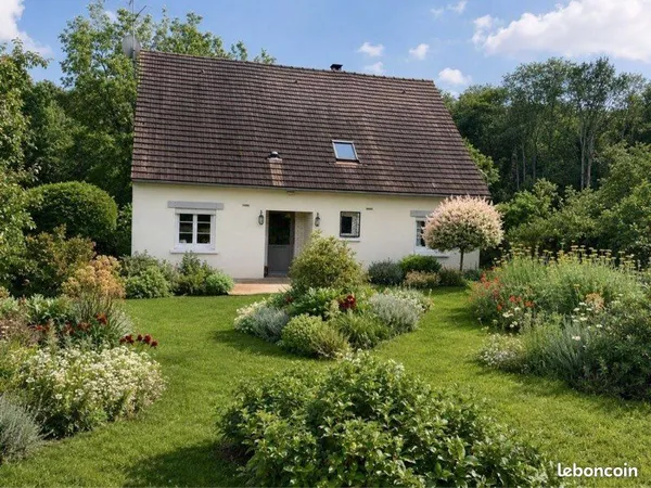 Maison individuelle de 145m2 avec jardin de 1500m2