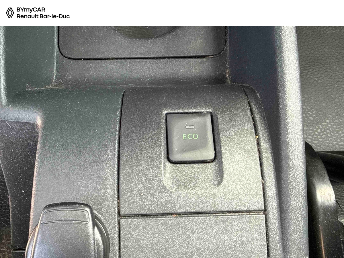 Renault KANGOO EXPRESS 1.5 DCI 75 E6 — photo 22
