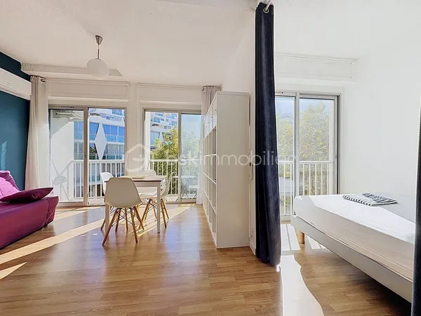 Studio 1 pièce 30 m²