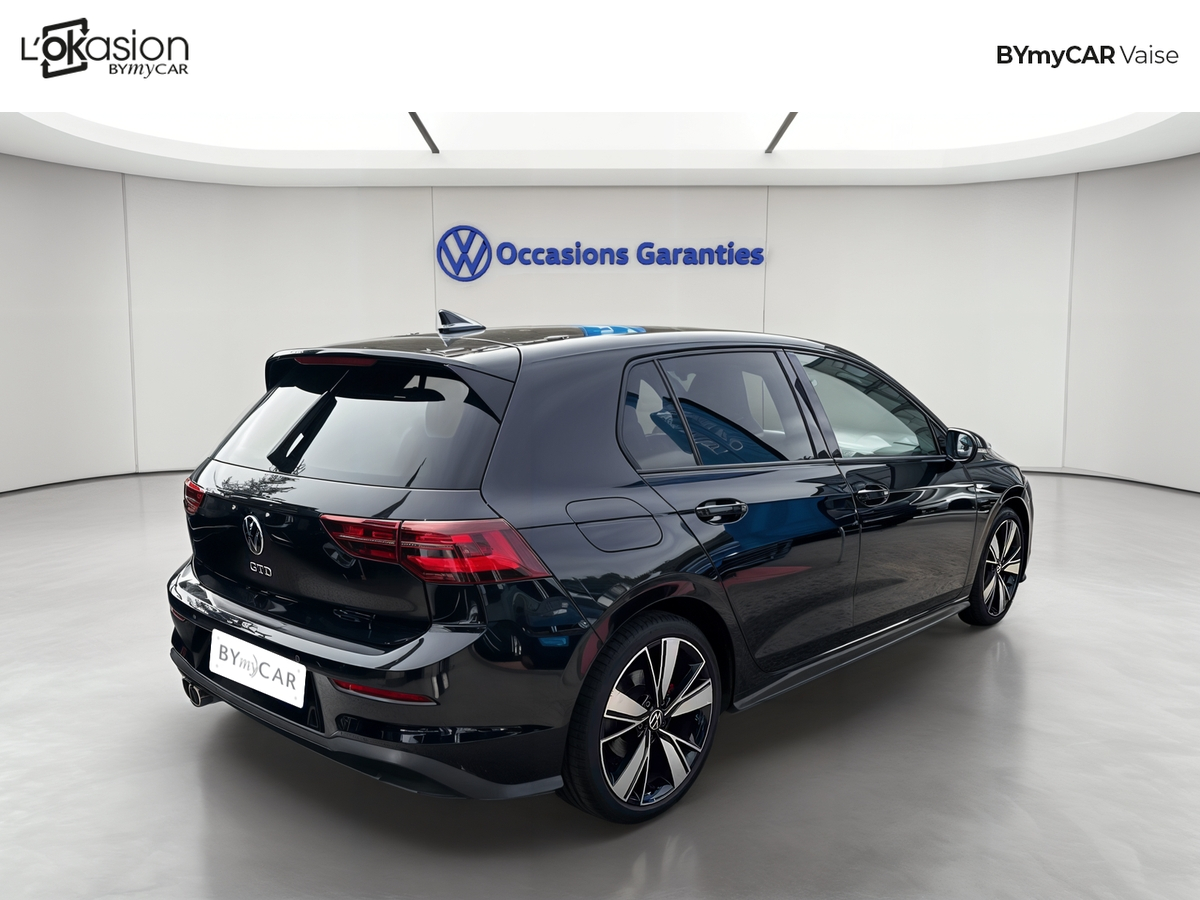 Volkswagen Golf 2.0 TDI SCR 200 DSG7 — photo 5