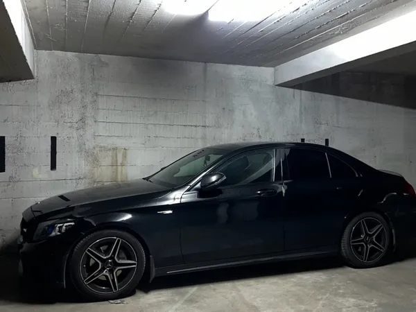 Loue parking 12m²