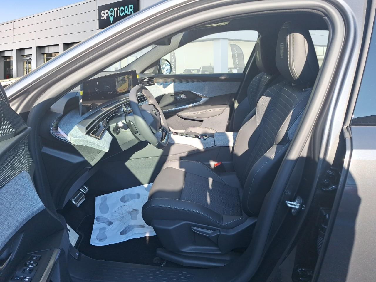 Peugeot 5008 hybrid 145ch gt e-dcs6 — photo 9