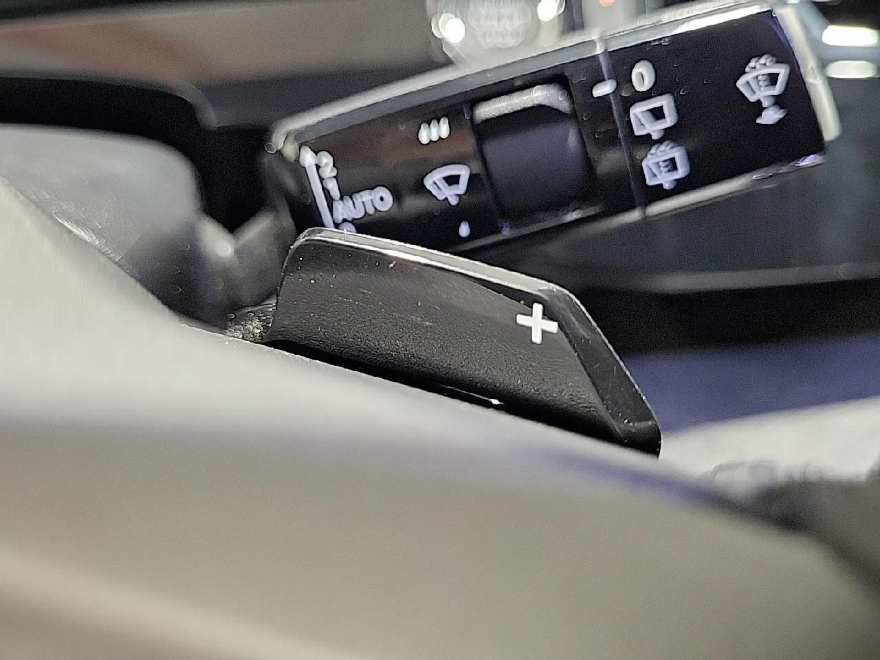Peugeot 5008 hybrid 145 ch e-dcs6 allure — photo 18