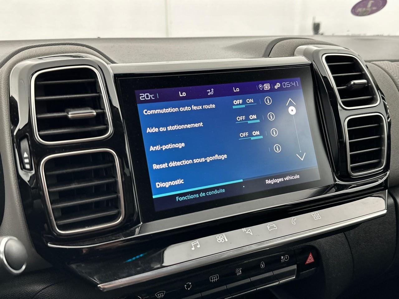 Citroën C5 Aircross hybride rechargeable 225 s&s e-eat8 c-series — photo 23