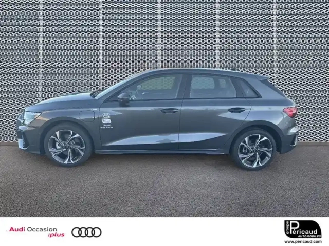Audi A3 sportback 40 tfsie 204 s tronic 6 — photo 20