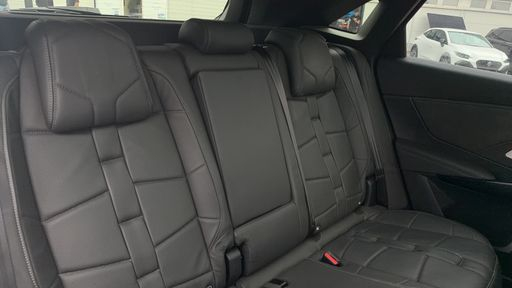DS DS7 Crossback 2.0 BLueHDI 180 EAT8 - Grand Chic – 2019 – 117728 km – Diesel – Boîte Automatique — photo 32
