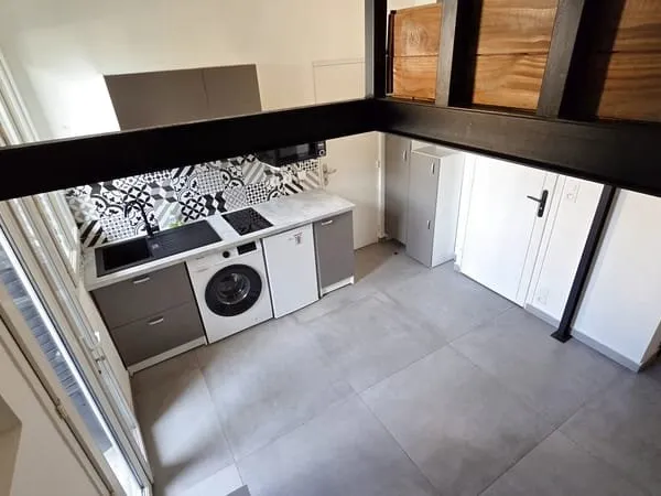 Nice ouest Ferber - Studio rénové avec balcon