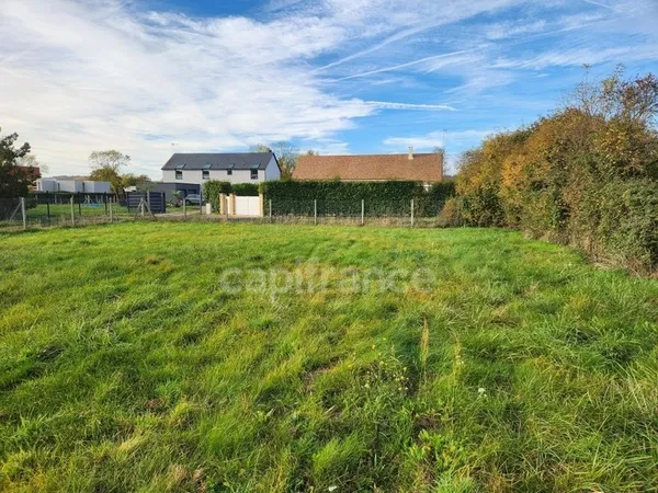 Terrain constructible - 430 m² - Pacy-sur-Eure (27120)