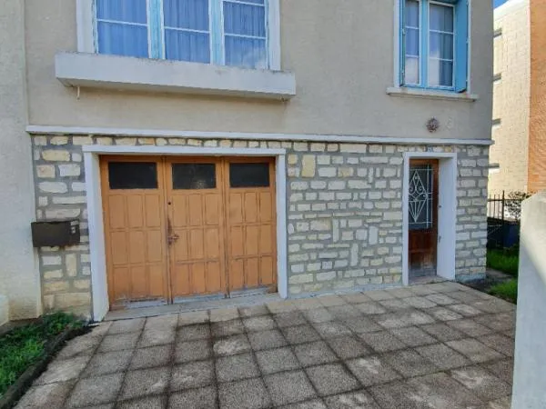 Maison de ville 3 pièces 80 m2 + garage + jardin