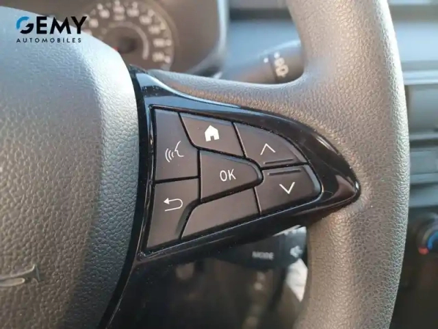 Dacia Sandero eco-g 100 — photo 15