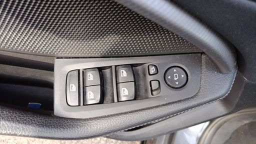 BMW Serie 1 118d 150 BVA - M Sport – 2021 – 148677 km – Diesel – Boîte Automatique — photo 23