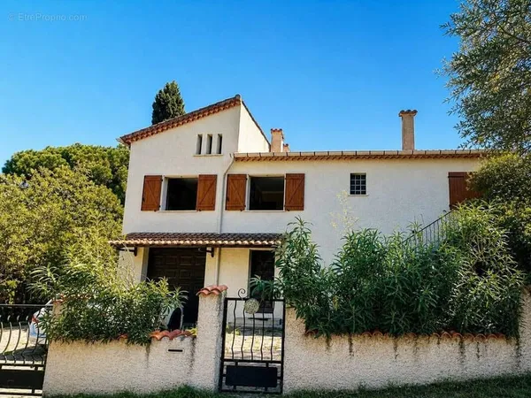 Maison 5 pièces 154 m²