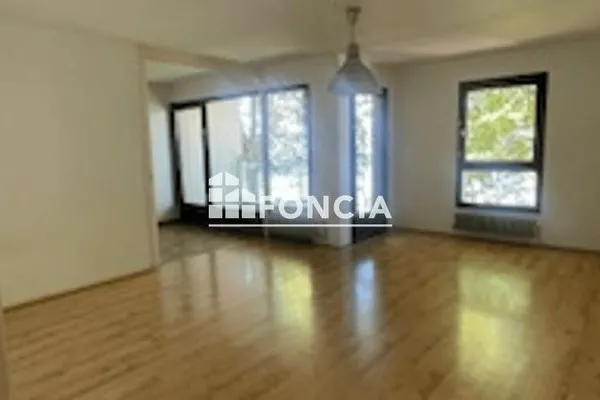 Appartement 3 pièces 74 m²