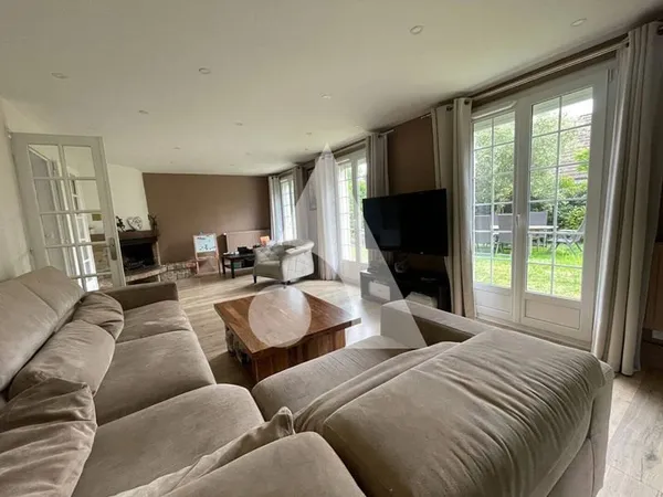 Maison 6 pièces 120 m²