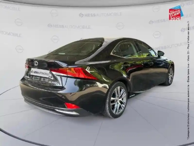 Lexus Is 300h euro6d-t — photo 6