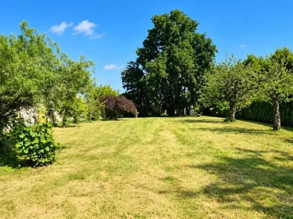Terrain 1157 m²