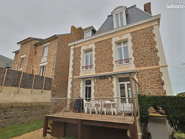Maison 8 pièces 200 m²