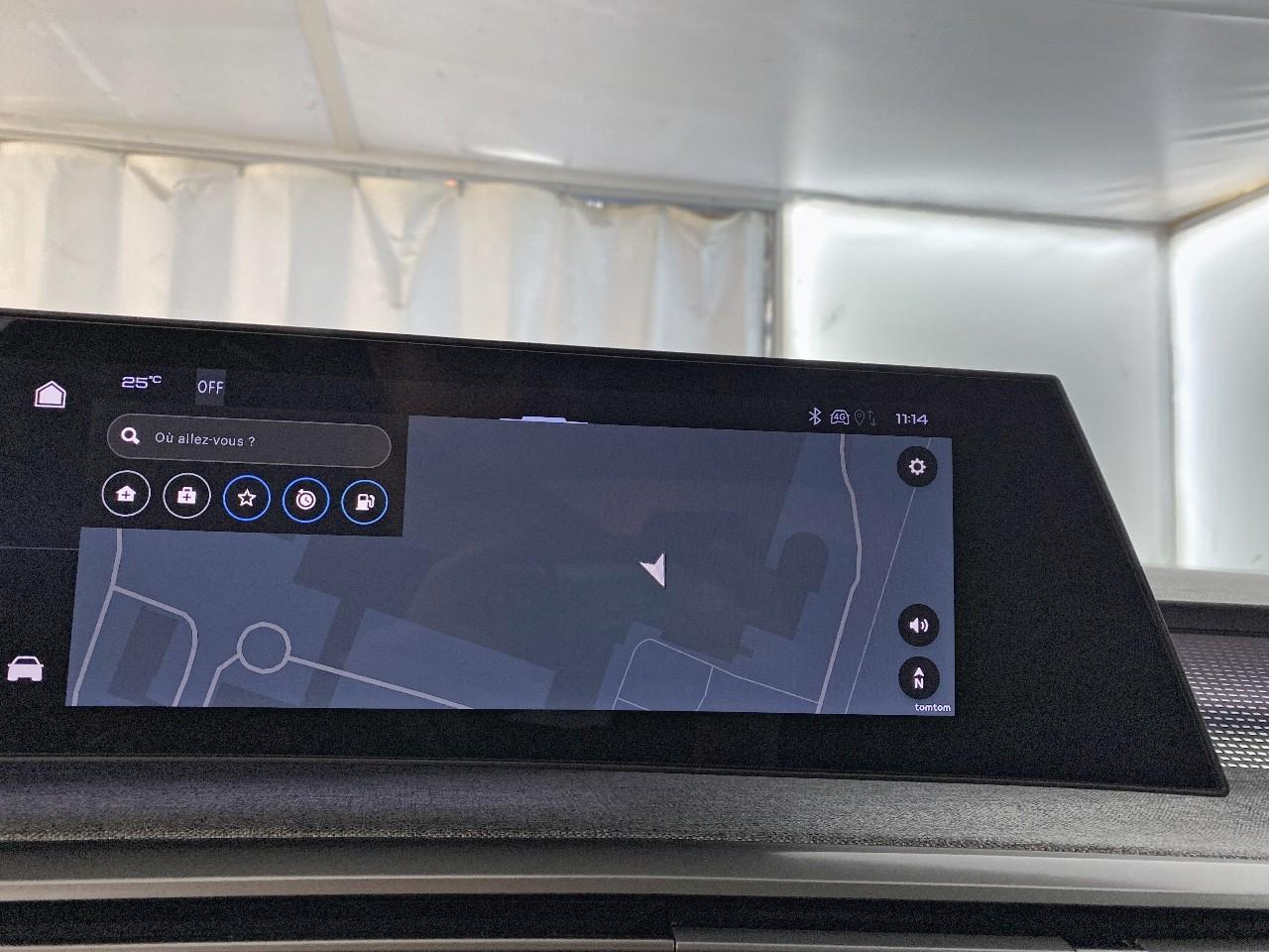Peugeot 5008 hybrid 145 ch e-dcs6 gt — photo 14