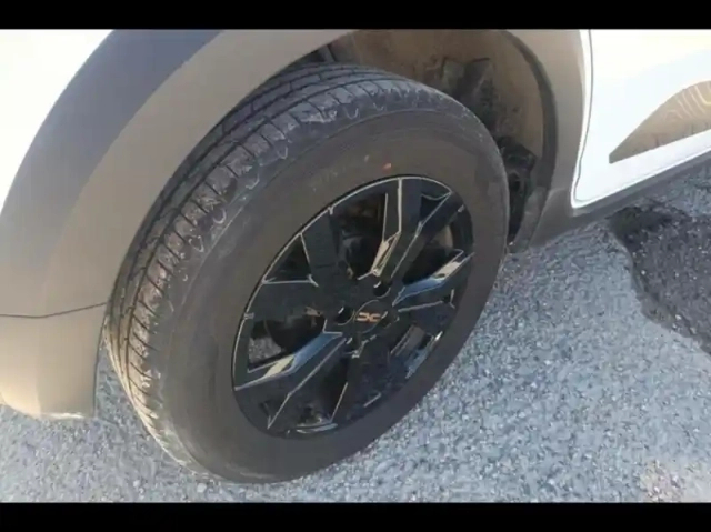 Dacia Sandero 1.0 eco-g 100ch stepway extreme — photo 13